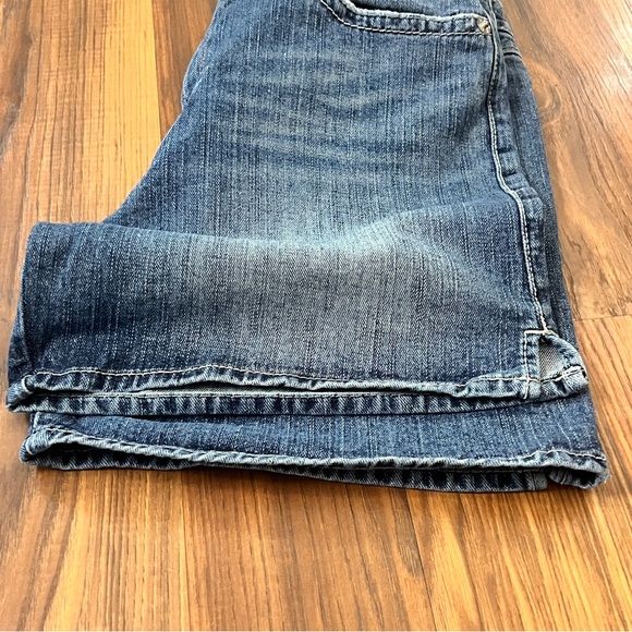 BootHeel Trading Co. Fairfax High Rise Slit Side Denim Jean Shorts – Size 27 - Picture 10 of 16